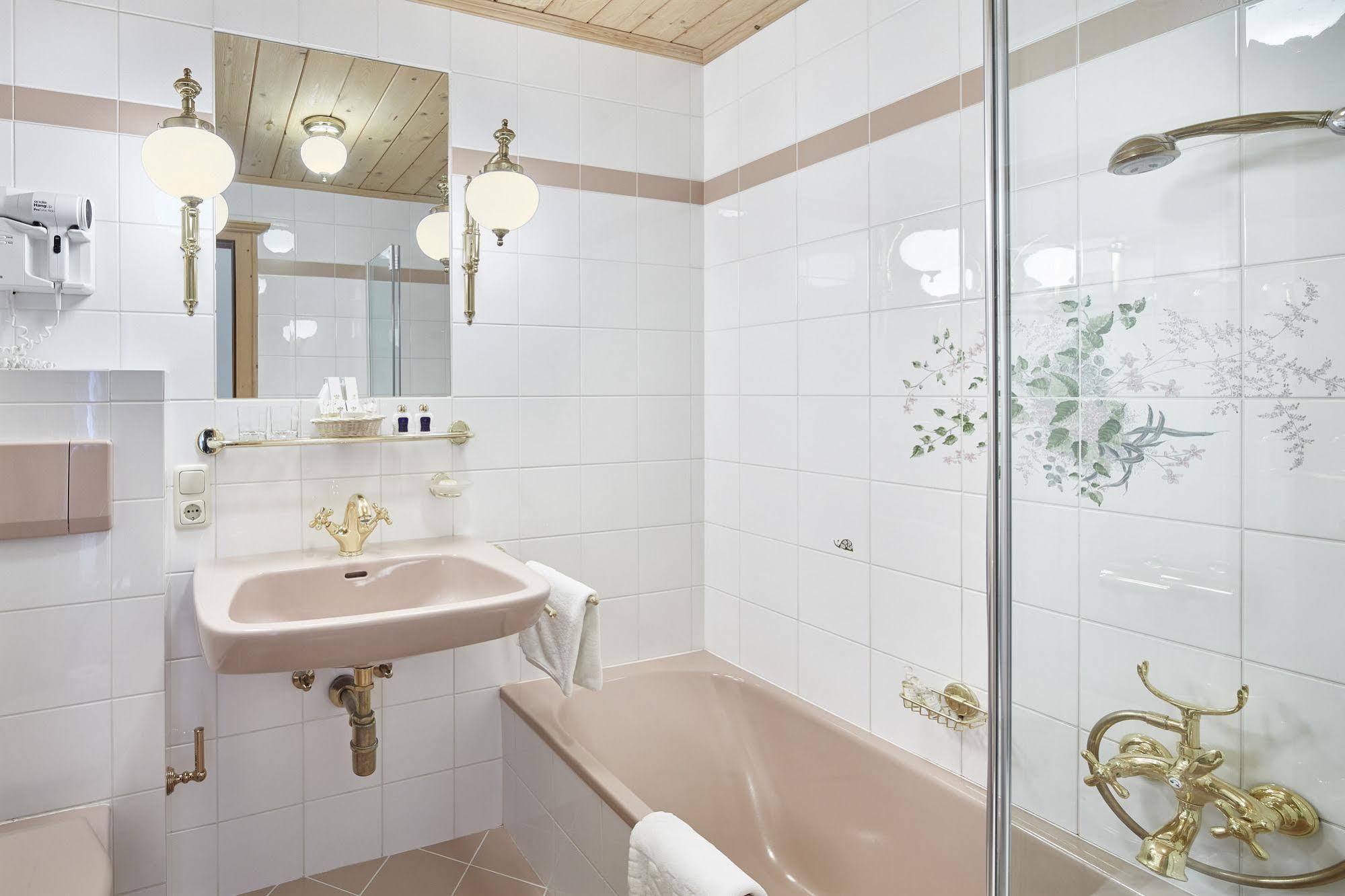 Aparthotel Landsitz Roemerhof - 4*