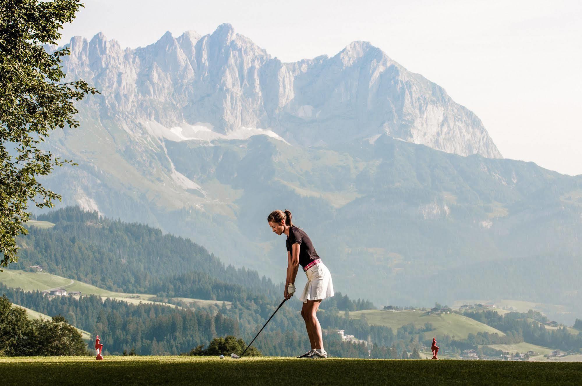 Aparthotel Landsitz Roemerhof -